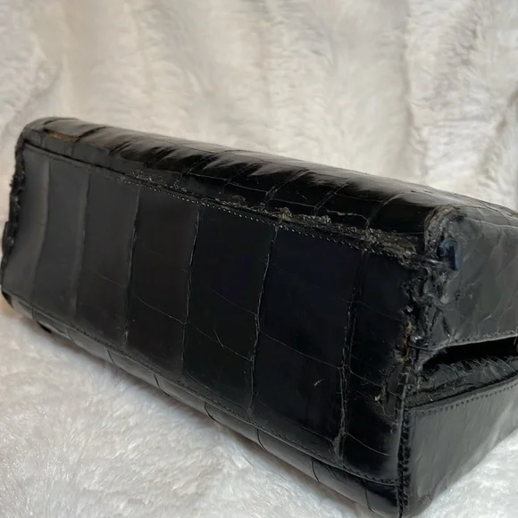 Vintage Lesco Black Faux Alligator Handbag - Picture 8 of 13